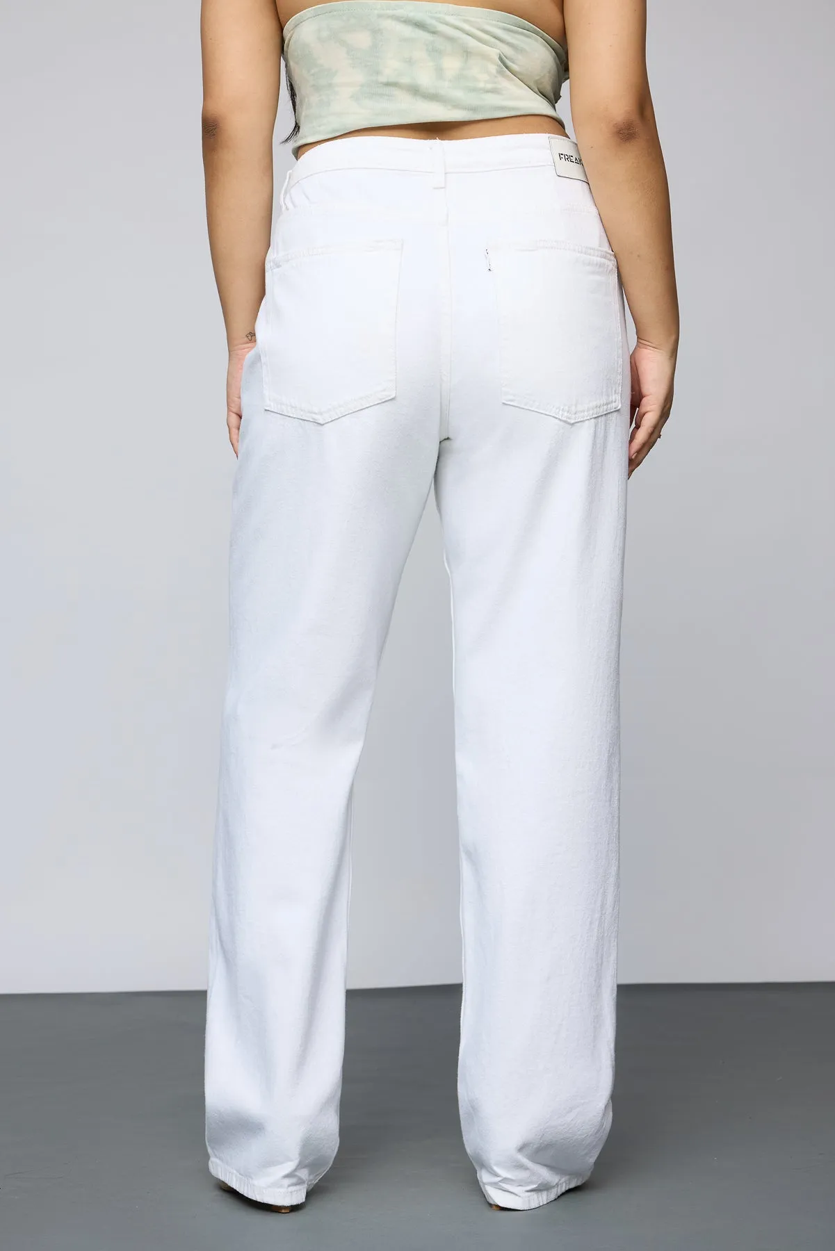 Icy Allure White Curve Tapered Jeans